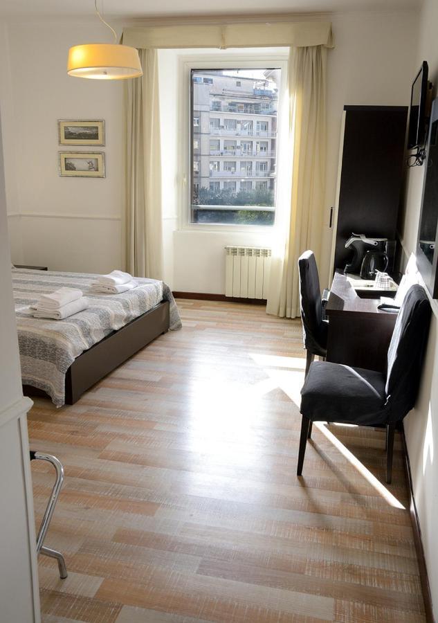 Gh Colosseum Couette-café Rome
