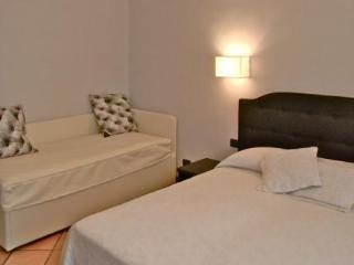 Couette-café Gh Colosseum 2*